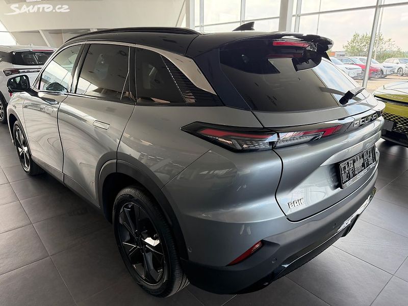BAIC Ostatní (2025) ALL IN 130 kW Panorama DCT - fotka 4 z 30