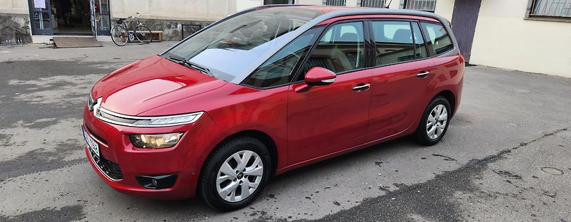 Citroën Grand C4 Picasso (2016) 1.6 HDI 7 MÍST ČR - fotka 9 z 43