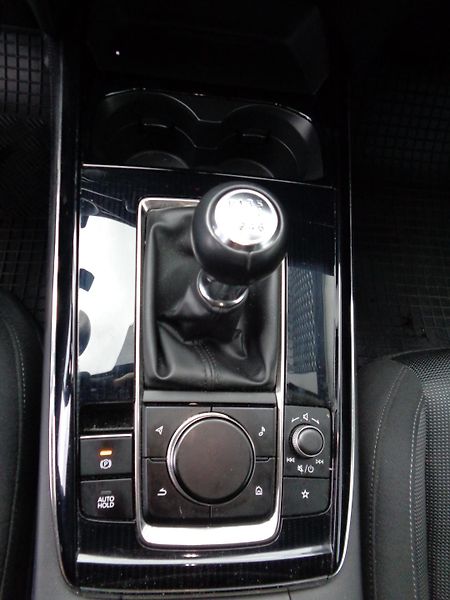 Mazda CX-30 2,5 140PS C-line,p.Styl,Z.PNEU - fotka 17 z 26