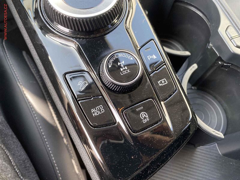Kia Sportage (2023) 1.6 T-GDi 4x4, 1.maj,ČR, TOP - fotka 18 z 22