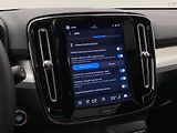 Volvo XC40 (2026) B3 AUT DARK ULTRA  - náhled 45