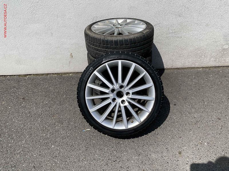 Škoda Octavia (2018) 2.0 TDi, RS, DSG - fotka 20 z 20