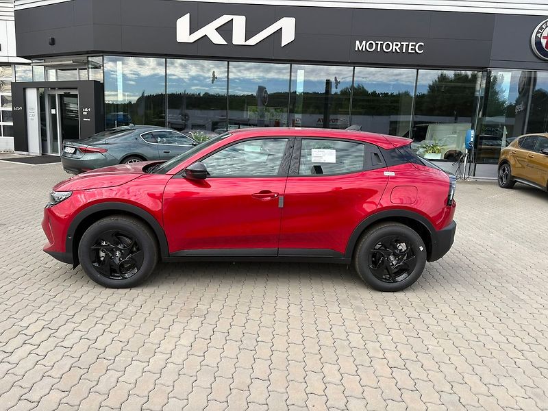 Alfa Romeo Junior Ibrida 1.2 Turbo Hybrid 145k e - fotka 4 z 16