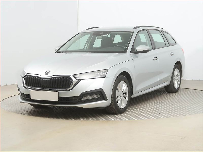 Škoda Octavia (2022) Ambition 1.0 TSI e-tec - fotka 2 z 19
