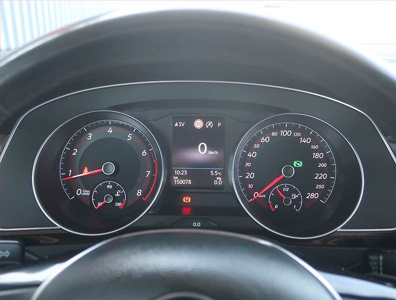 Volkswagen Arteon (2019) Elegance 2.0 TSI - fotka 11 z 24