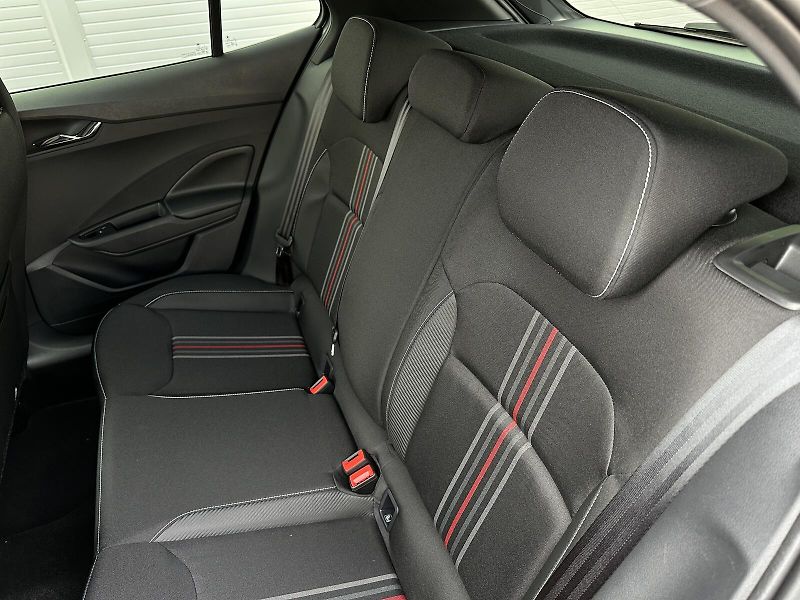 Škoda Fabia 1.0TSi DSG Monte Carlo 116PS B - fotka 36 z 41