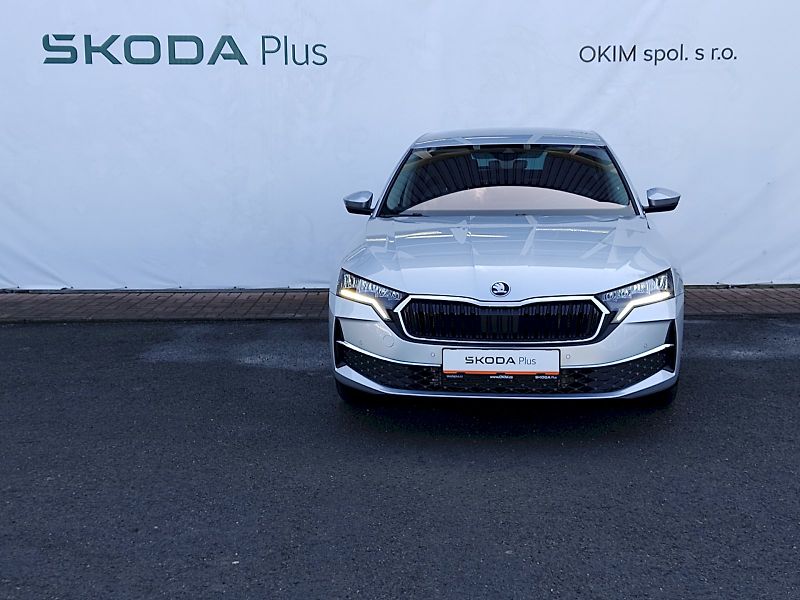Škoda Octavia (2024) Top Selection 1,5 Tsi 110 kw D - fotka 4 z 36