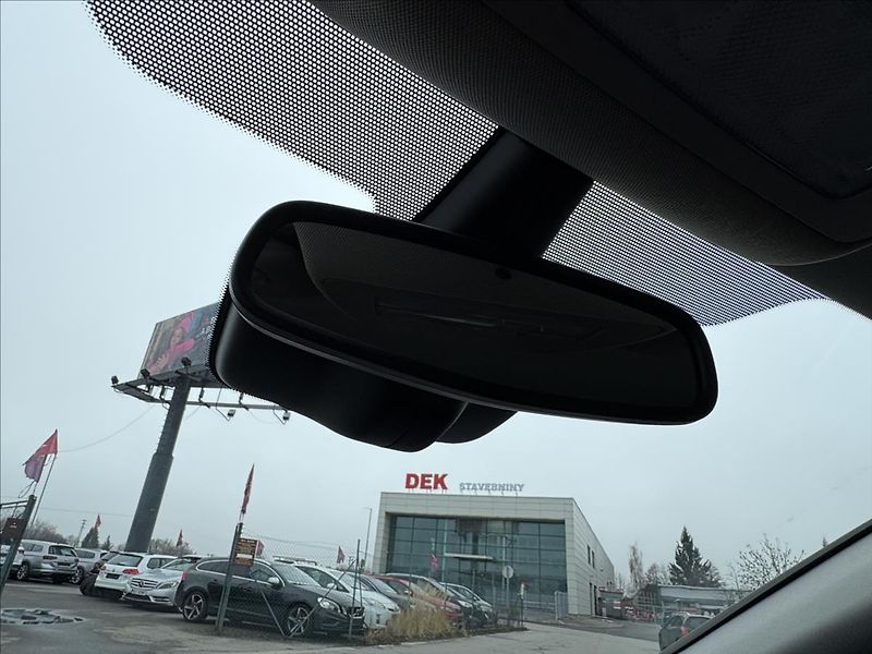 Opel Astra 1,4 iT 103kW,Xenon,Navi,Výhřev - fotka 21 z 32
