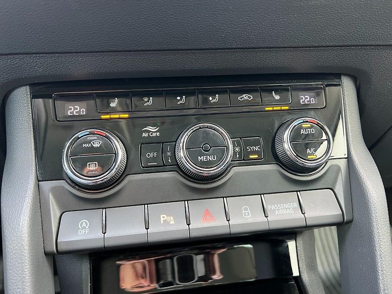 Škoda Karoq (2022) 2.0TDi Style+! Tažné! ČR+1.maj - fotka 18 z 42