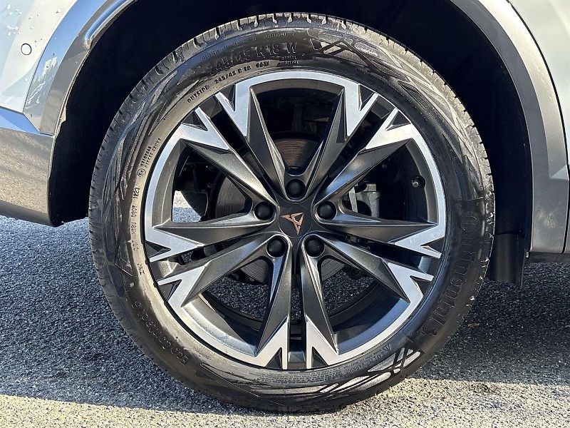 Cupra Formentor (2023) 1.5 TSI DSG - fotka 27 z 30