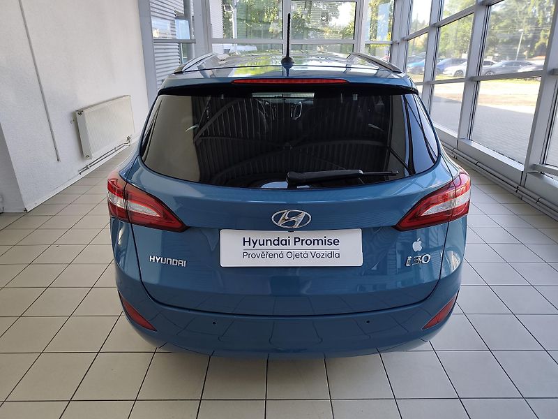 Hyundai i30 (2014) 1.6GDi 99kW Premium - fotka 3 z 23