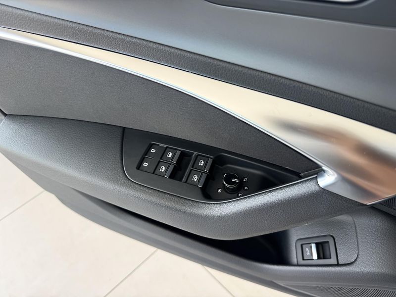 Audi A6 50TDI Quattro*Webasto - fotka 29 z 35