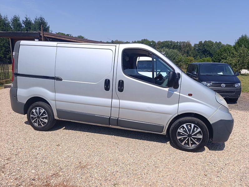 Opel Vivaro (2012) 2.0 DCi tažné DPH klima - fotka 5 z 17