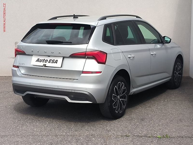 Škoda Kamiq (2020) 1.0 TSi, Style, kamera - fotka 4 z 25