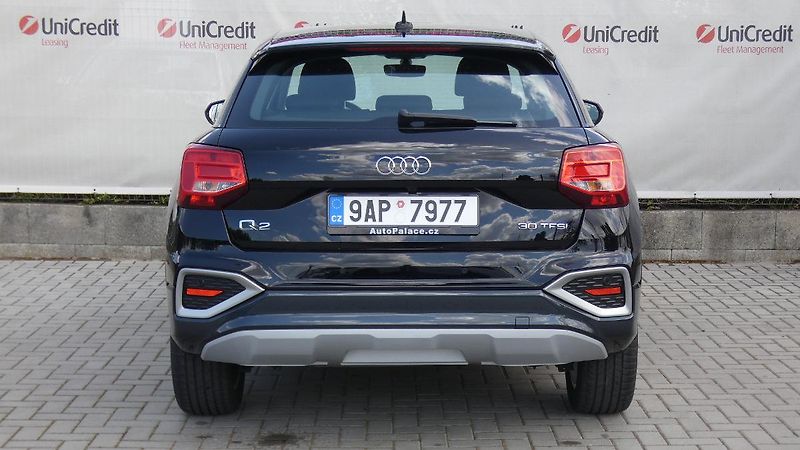 Audi Q2 1,0 TFSI Advanced - fotka 4 z 23