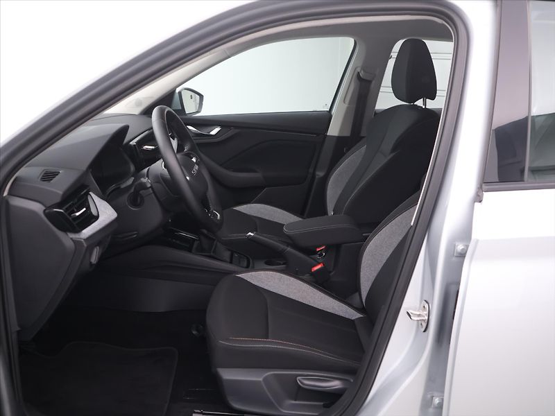 Škoda Kamiq 1,0 TSi 70kW Selection - fotka 10 z 27