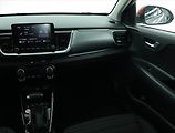 Kia Stonic (2023) Exclusive 1.0 T-GDI, EXCLUSIVE - náhled 8
