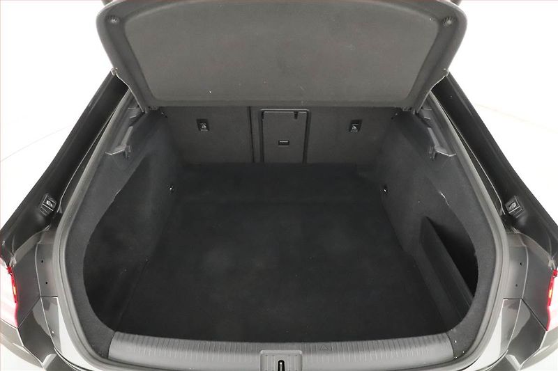 Volkswagen Arteon (2019) R-line 2.0 TDI - fotka 19 z 20