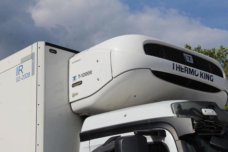 Mercedes-Benz Actros 2532 L THERMOKING ČELO - fotka 8 z 13