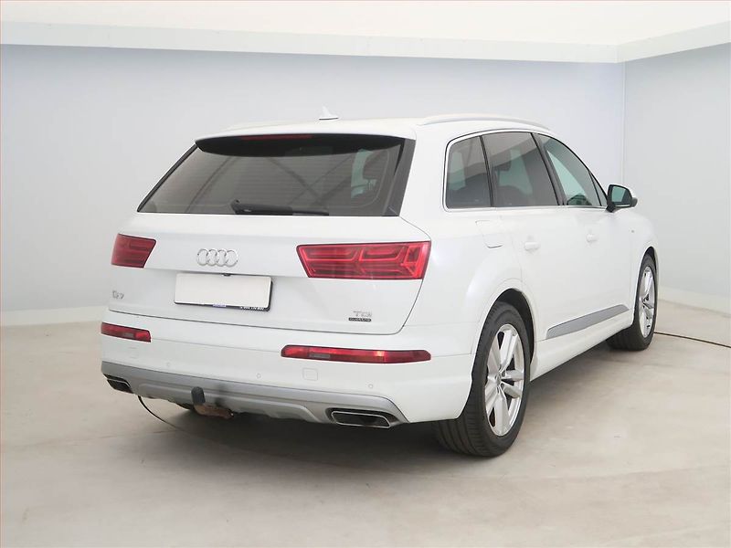 Audi Q7 (2016) S-Line 3.0 TDI, 4X4, Automat - fotka 5 z 19
