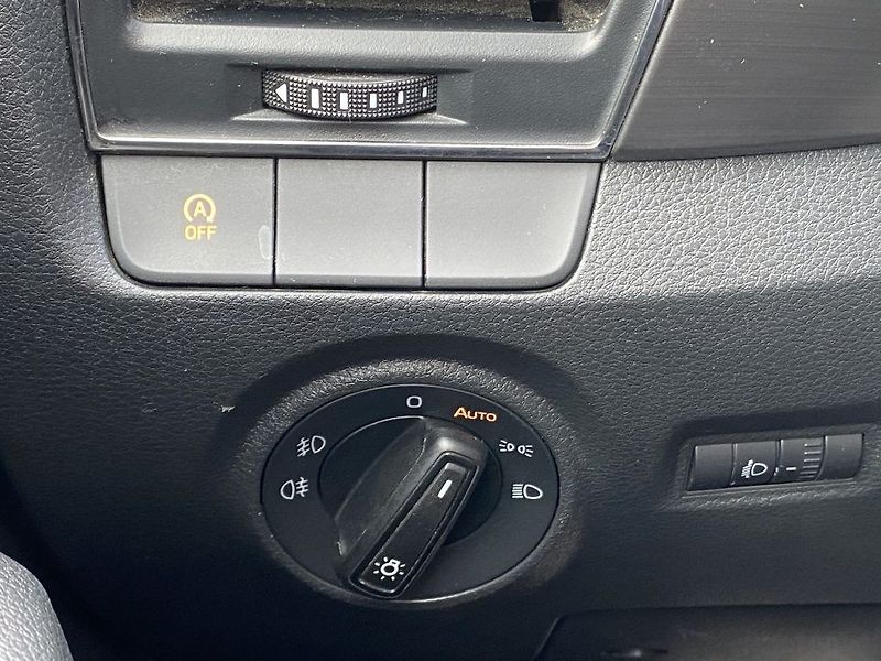 Škoda Fabia 1.2TSi, ČR, STYLE, klima - fotka 13 z 14