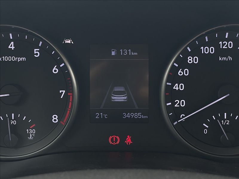 Hyundai i30 1,5 CVVT Combi Comfort - fotka 10 z 23