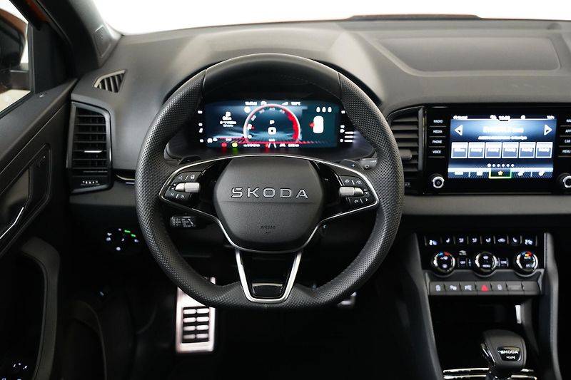 Škoda Karoq - fotka 18 z 28