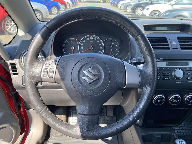Suzuki SX4 (2007) 1.6i 4WD, ČR, Klima - fotka 11 z 12