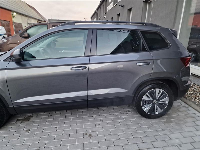 Škoda Karoq 2.0 TDI 110kW 4x4 DSG Style - fotka 42 z 50