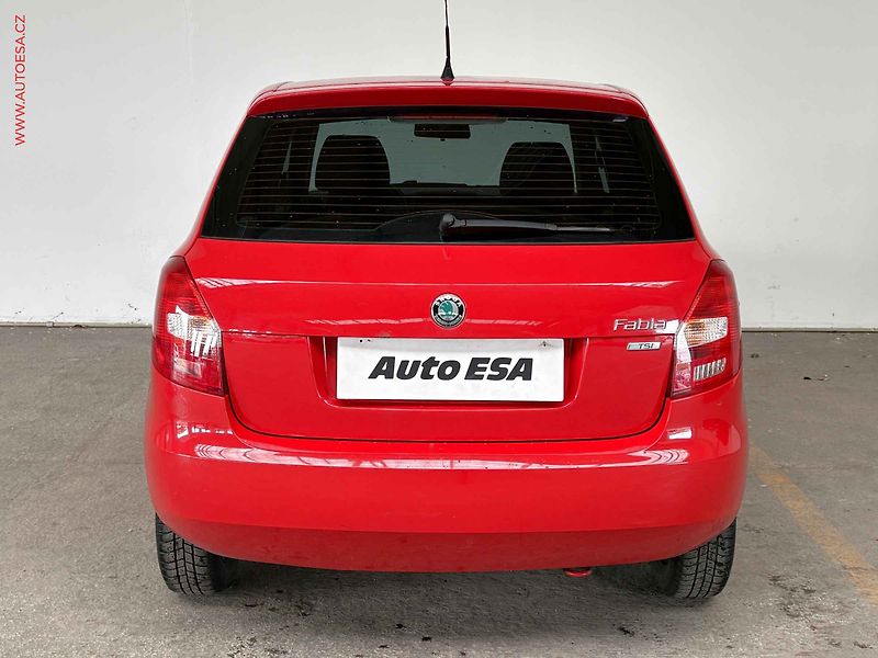 Škoda Fabia (2011) 1.2 TSi, ČR, AC - fotka 5 z 14