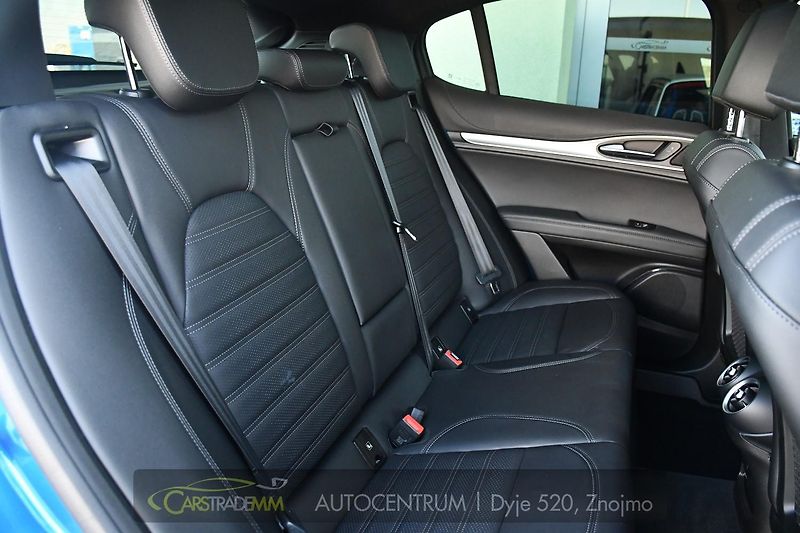 Alfa Romeo Stelvio 2.0 Turbo 16V 206kW Veloce AT8 - fotka 21 z 45