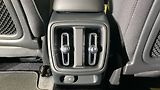 Volvo XC40 (2026) CORE, B3 FWD, 120+10 kW / 163+ - náhled 13