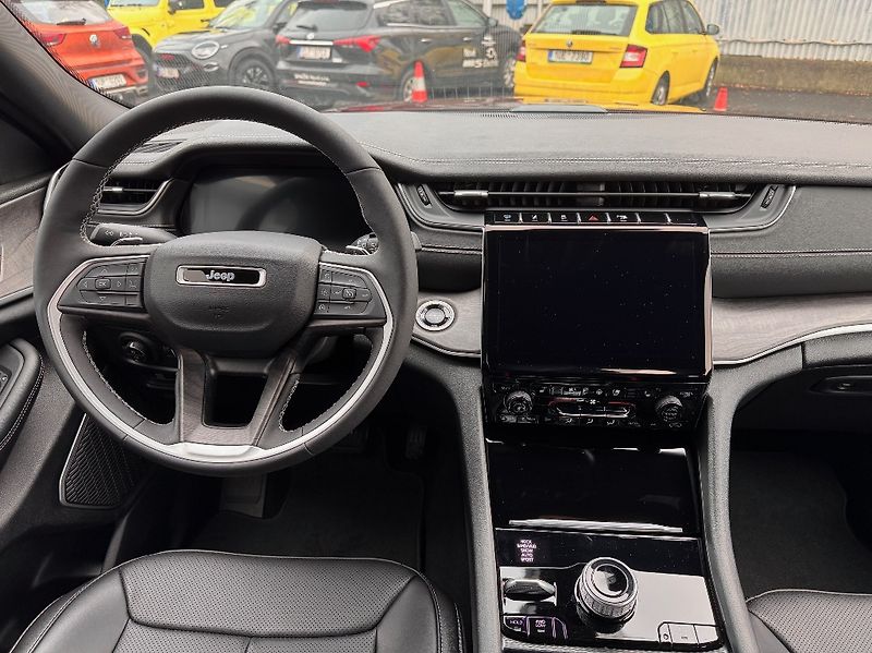 Jeep Grand Cherokee (2025) Limited 4xe (380k) 8AT - fotka 19 z 51