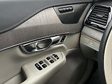Volvo XC90 2.0 B5 4x4 ULTIMATE - náhled 17