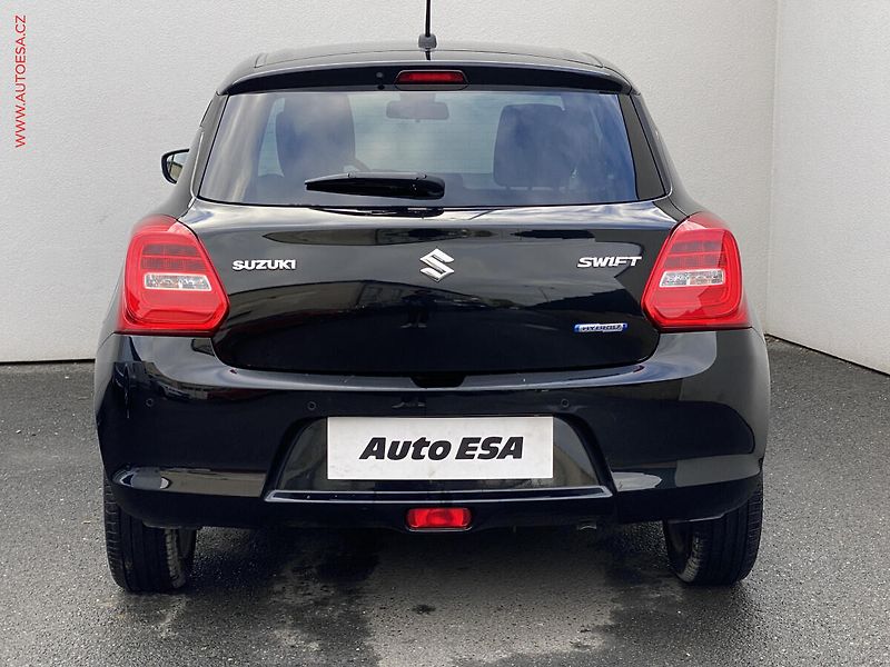 Suzuki Swift (2021) 1.2i Hybrid, Elegance - fotka 5 z 19
