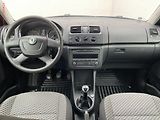 Škoda Fabia (2011) 1.2 TSI, ČR, Ambiente, AC - náhled 8