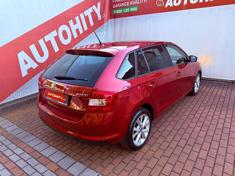 Škoda Rapid 1.2 TSi Ambition Spaceback, Se - fotka 6 z 26