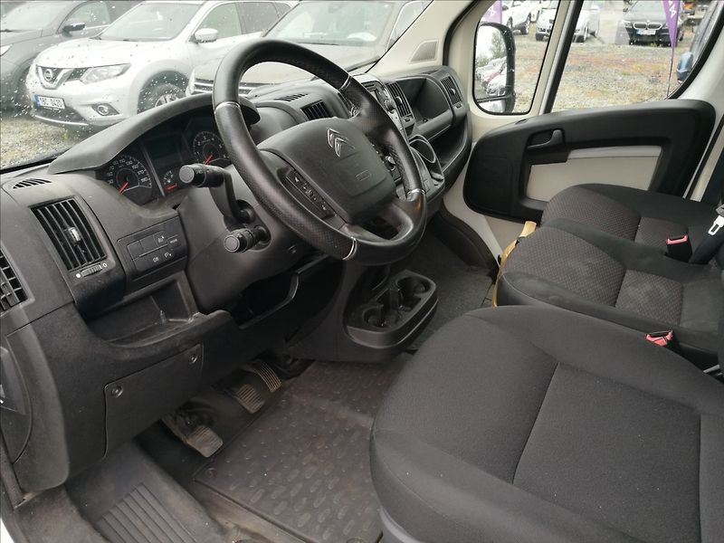 Citroën Jumper 2,0 HDi 1.maj. L2H2 servis kní - fotka 9 z 19