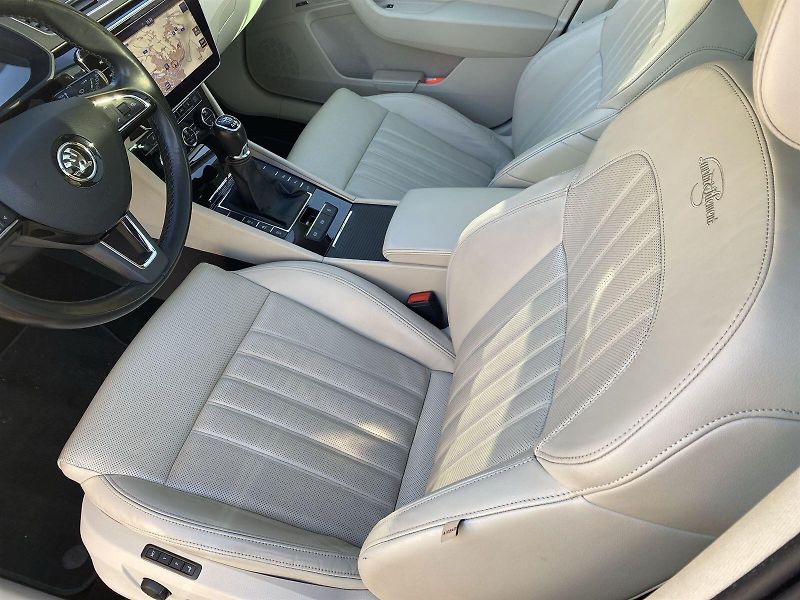 Škoda Superb (2018) Combi III 2.0 TDI 4x4 L&K - fotka 5 z 49