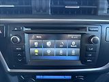 Toyota Auris 1,6 EXCLUSIVE TAŽNÉ - náhled 16