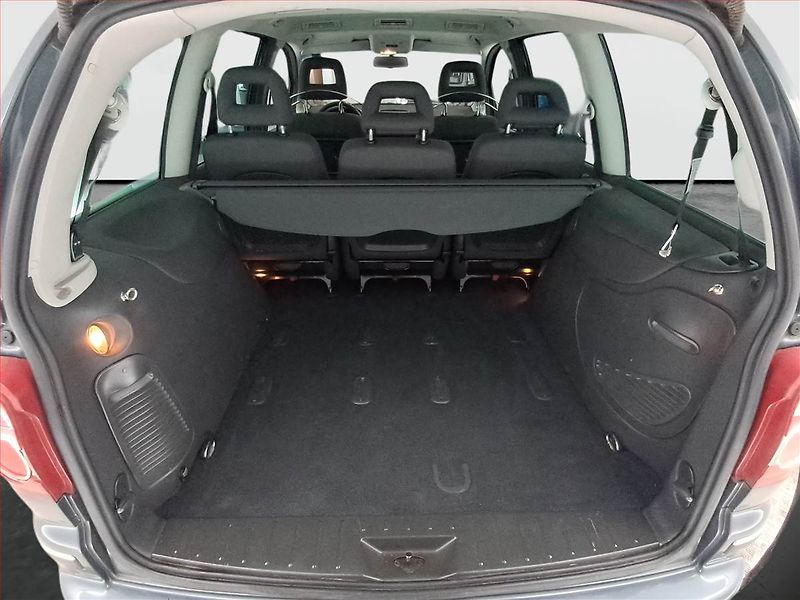 Volkswagen Sharan (2008) 2.0 TDI, Xenony, Tempomat - fotka 14 z 17