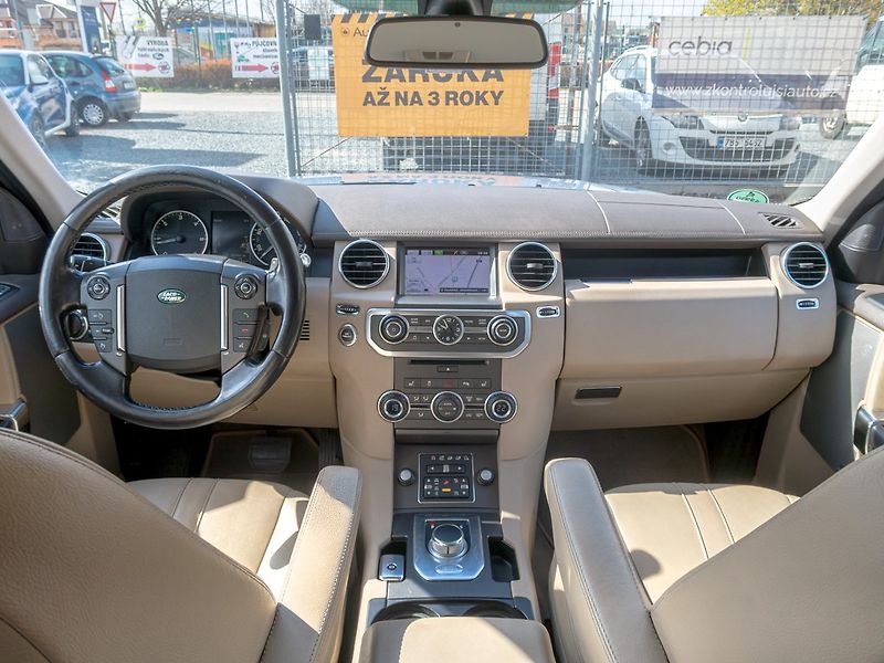 Land Rover Discovery (2012) 12/12 ČR 3.0D 188KW–1 MAJITEL - fotka 13 z 55