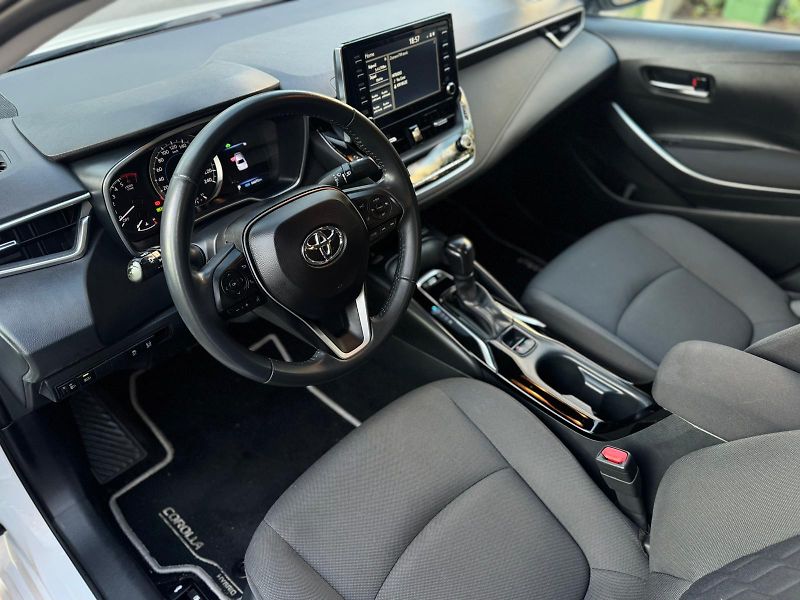 Toyota Corolla 1.8Hybrid 1.MAJITEL ČR DPH - fotka 4 z 29