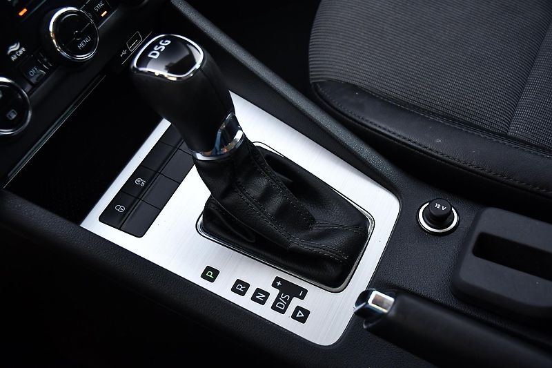 Škoda Octavia 1.5TSi 110kW DSG NAV ACC - fotka 33 z 48