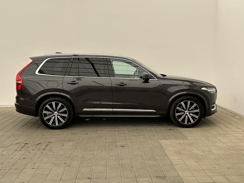 Volvo XC90 2.0  B5 4x4 Plus - fotka 7 z 31