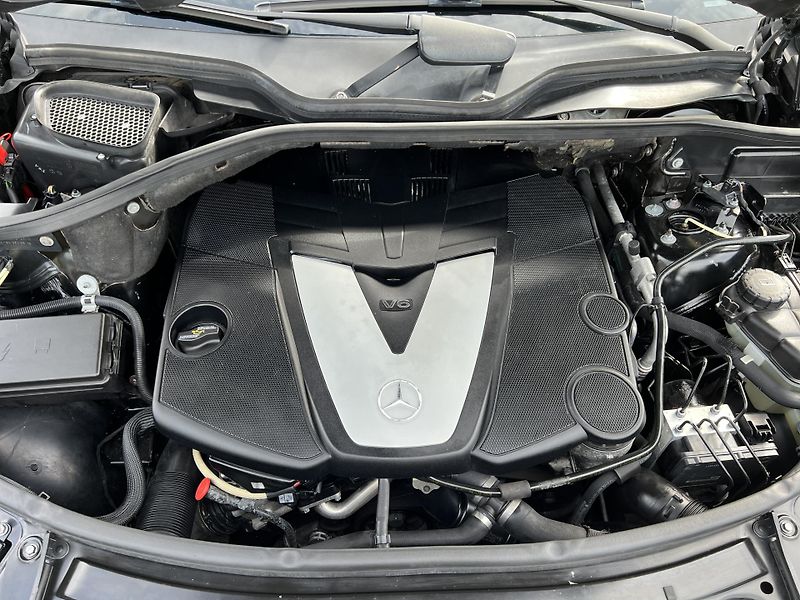 Mercedes-Benz Třídy M ML 320CDi AMG PAKET AUTOMAT - fotka 40 z 47