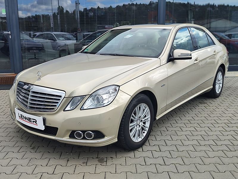 Mercedes-Benz Třídy E E250 CDI/150kW Elegance AT - fotka 1 z 33