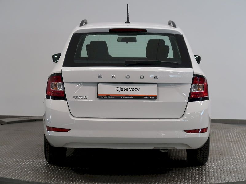 Škoda Fabia (2021) ACTIVE 1.0TSI 70KW - fotka 9 z 27