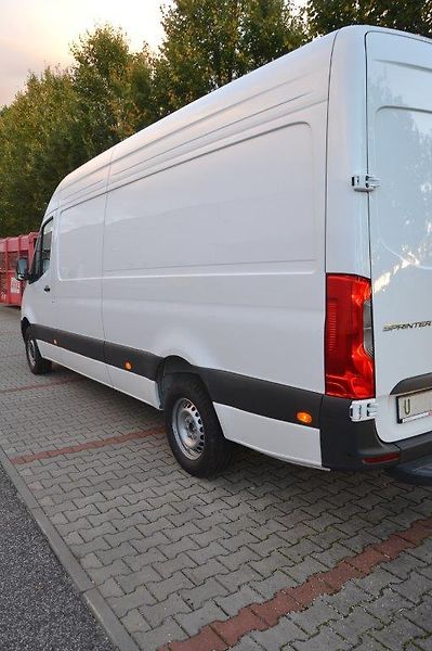 Mercedes-Benz Sprinter 317 CDi 9G automat 2025 - fotka 29 z 31