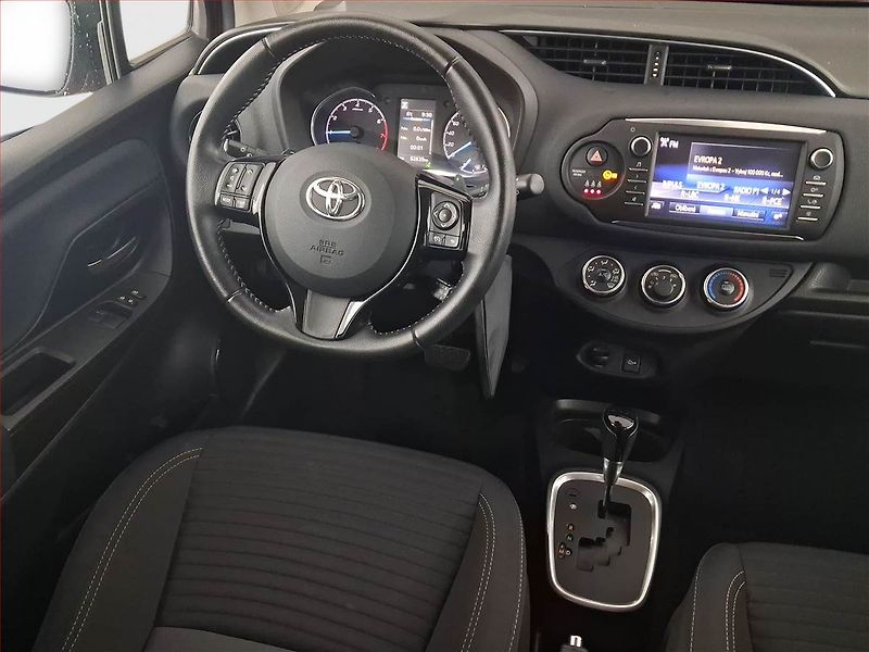 Toyota Yaris (2017) 1.5 Dual VVT-i, Automat - fotka 7 z 21